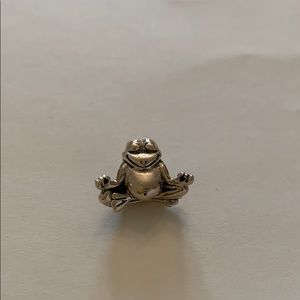 Chamilia Yoga Frog Charm